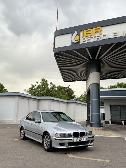 BMW E39 520I продается!