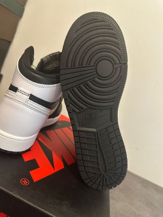 Jordan 1 - Reverse Panda -38.