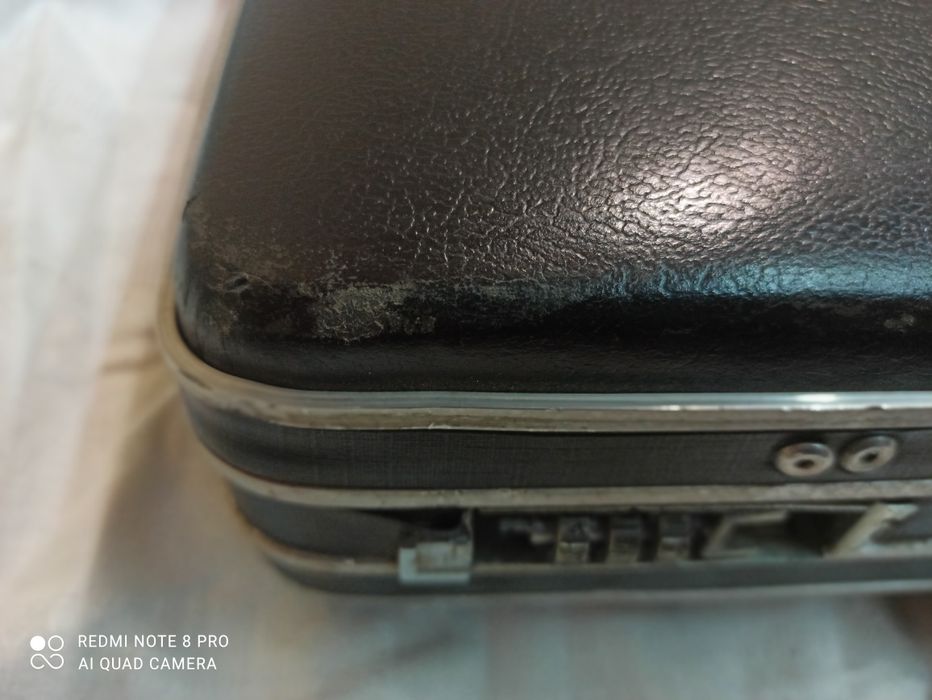 Дипломатически куфар