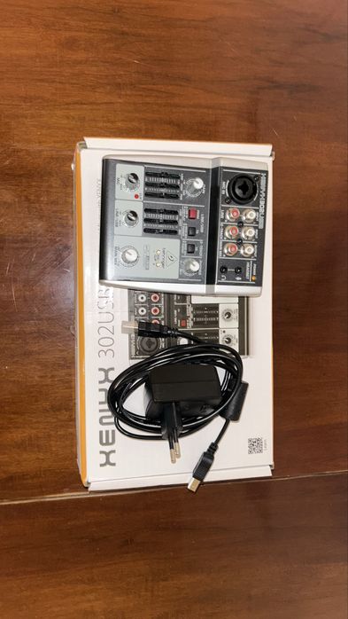 Behringer XENYX 302USB