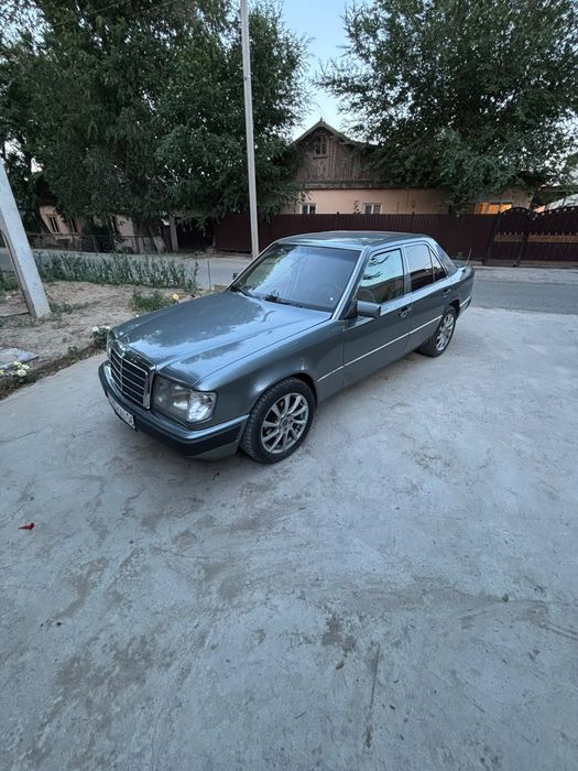 Продам мерседес 124