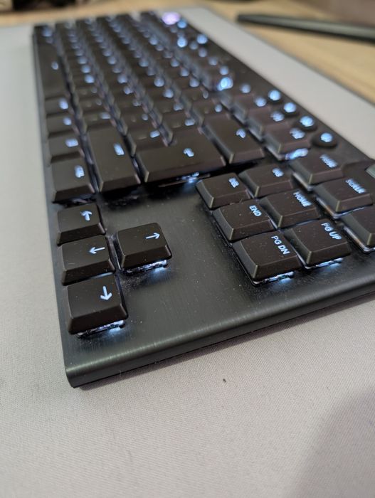 Tastatura Logitech G915 TKL Switch Tactile