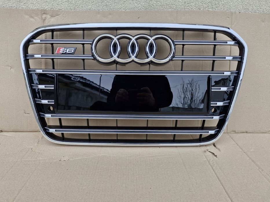 Grila centrala Audi A6 C7 S6 NOUA 2011-2014