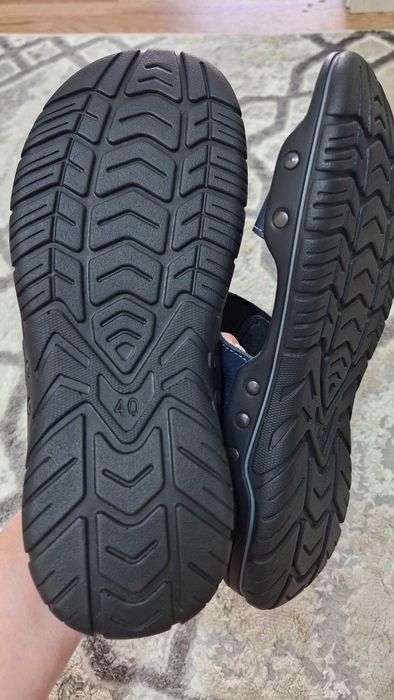 3 обуви на 40, 42 размеры