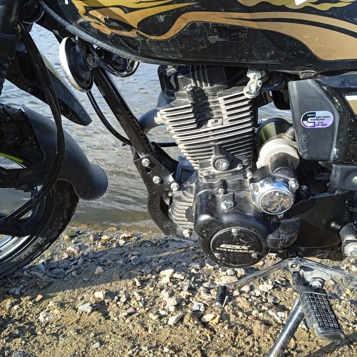 Продам мотоцикл  Suzuki GS200
