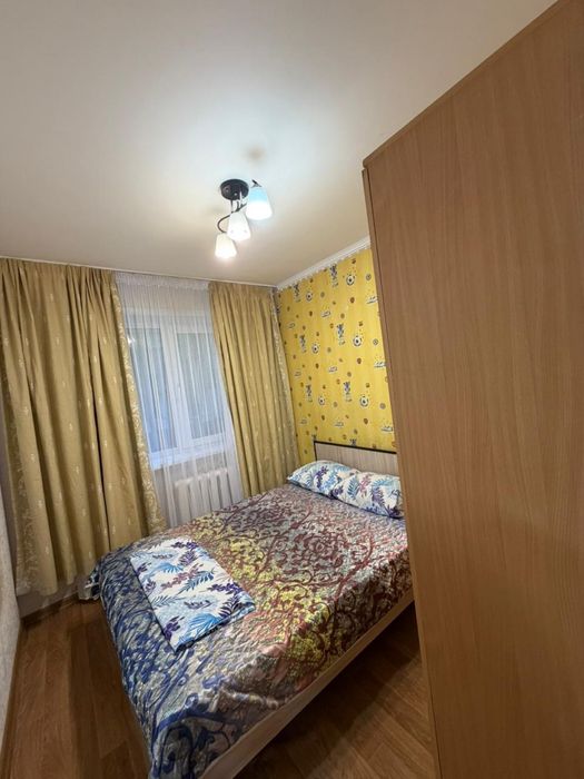 Сдам 4 ком  квартиру сутки , недели , месец