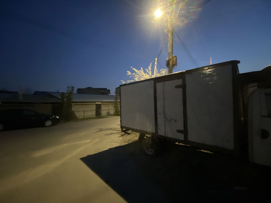 Fordland yuk moshinasi sotiladi