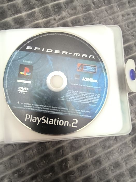 6 CD pt Play Station 2