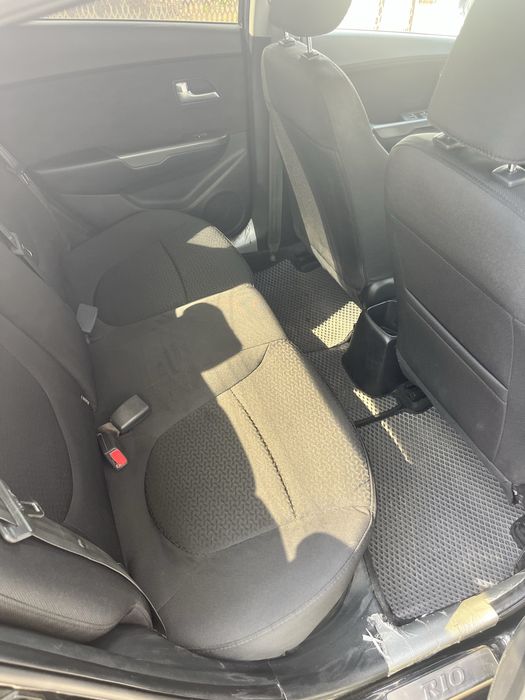 Продам автомобиль марки Kia Rio