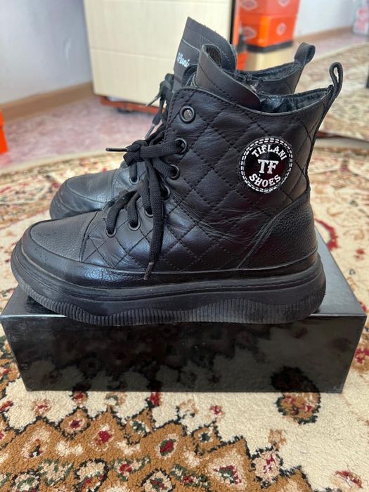 Продам обувь все по 5.000