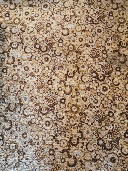 Мокет  в доста добро състояние