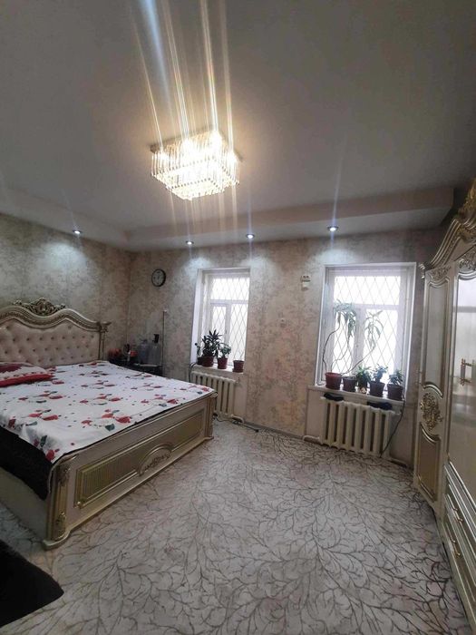 Срочно продается участок 11,2 соток,6 комнат,Файзобод.