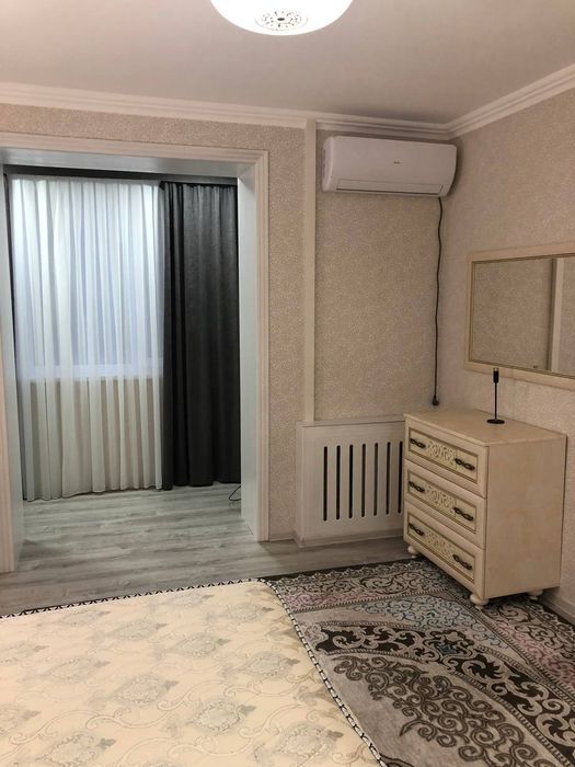 Продам квартиру Цум посольство Кореи 2/3/4 69м2