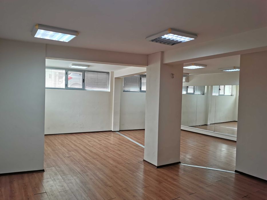 Продава се Офис в Пловдив, Каменица 1 - 90 кв.м за 834 €/кв.м - Снимка #1