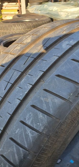 Гуми 4бр  275/40/22  - 1бр  - 239лв