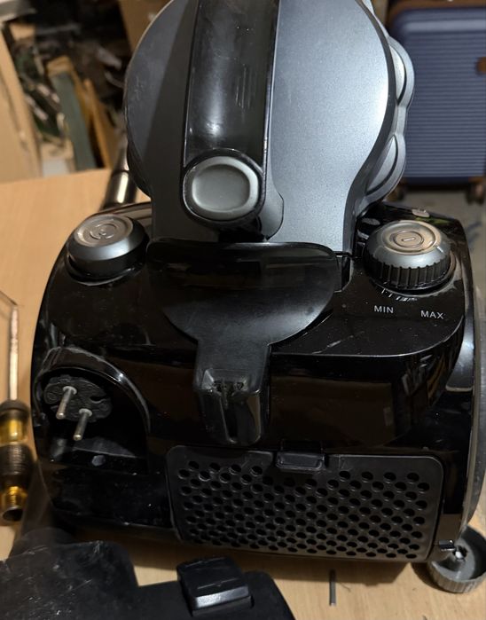 Пылесос Artel Cyclone 2000W