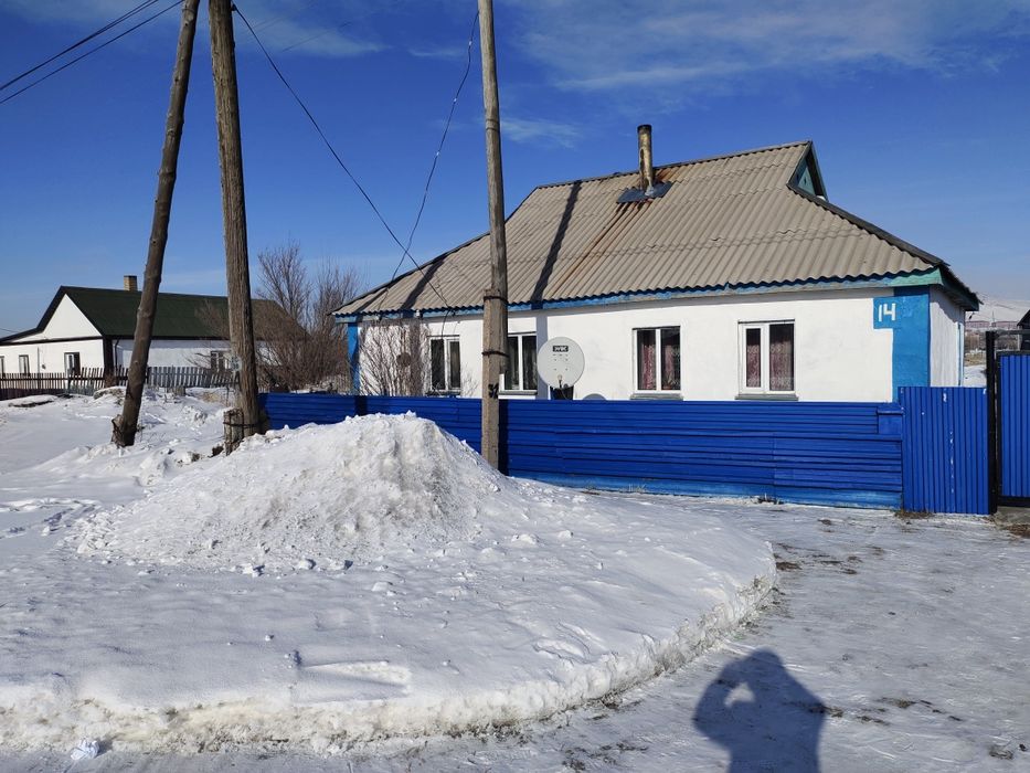 Продажа  дома в поселке.