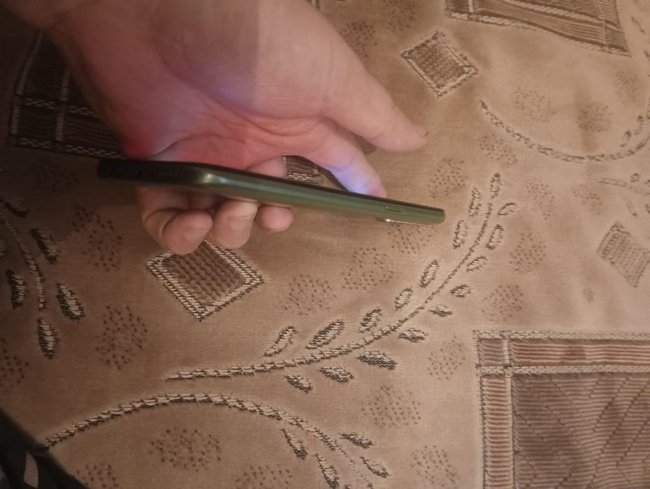 Продам Реалме 6i 64гб