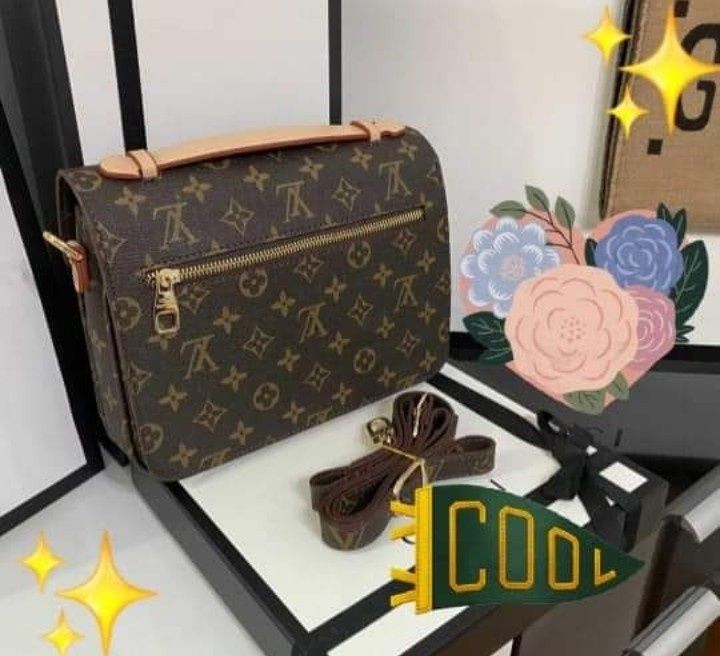 Geanta damă model Pochette Metis,curea detasabila, saculet, etichetă