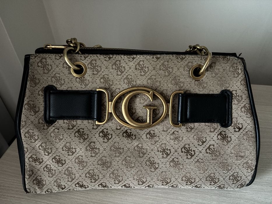 GUESS Дамска чанта