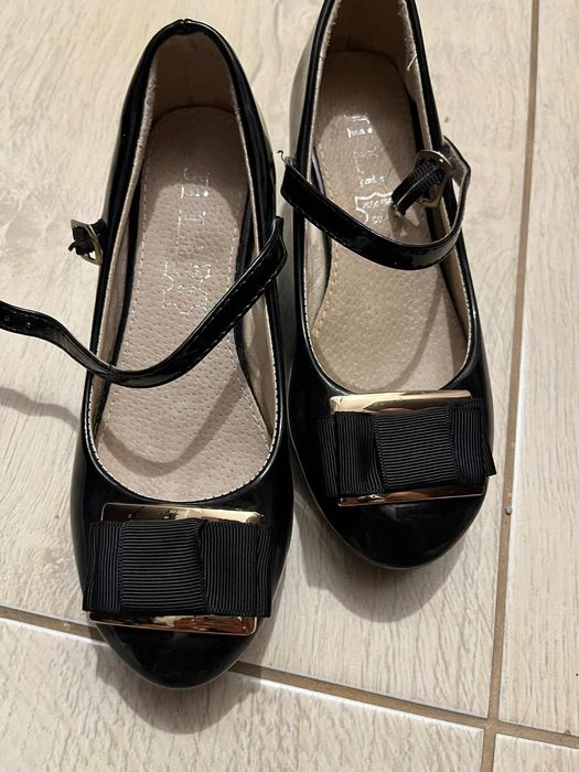 Обувки детски - лак