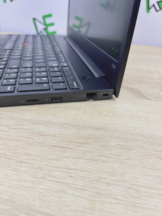 Ноутбук Lenovo ThinkPad E590