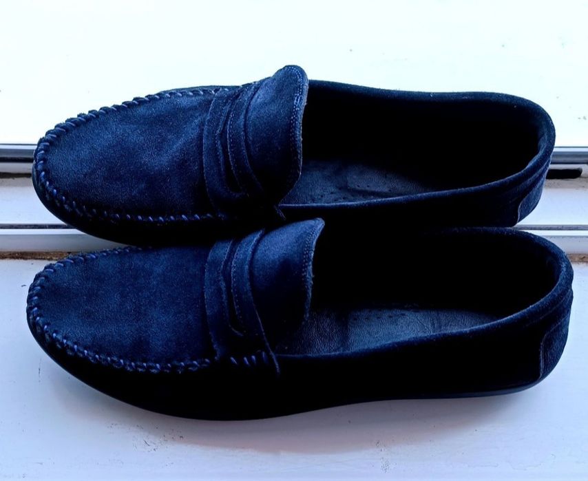 Vând mocasini bărbați