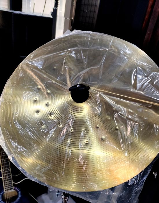 Ударная установка ( Барабаны)