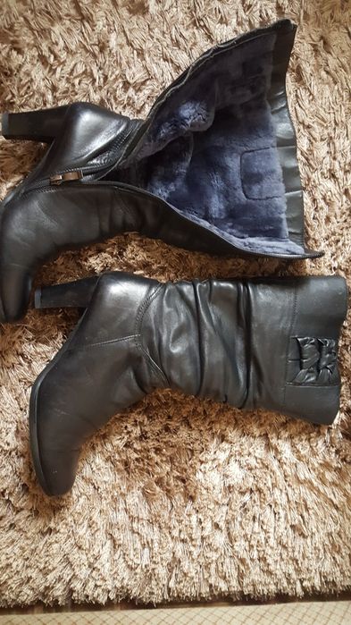 Сапоги женские кожаные внутри Натуральный мех б/ у