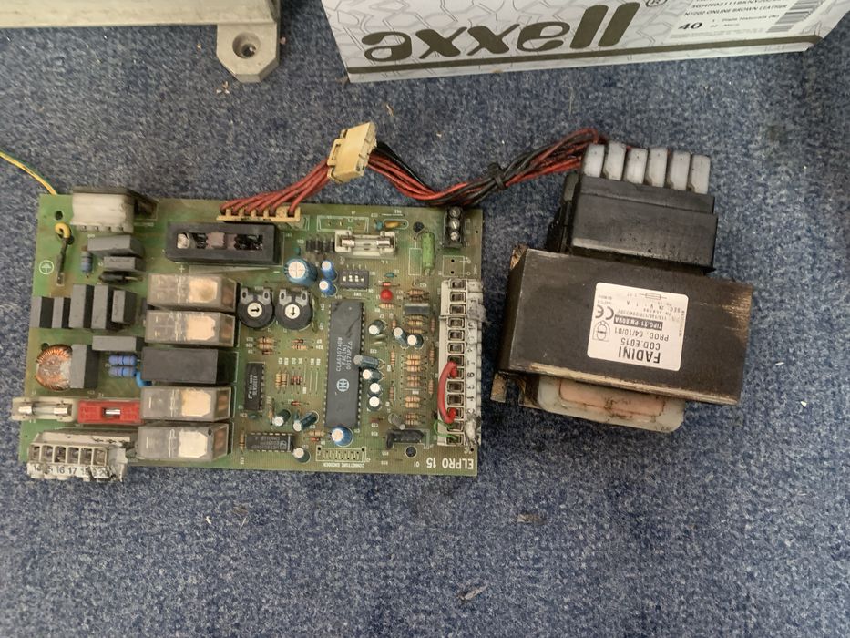 Poarta culisanta placa electrinica elpro 15