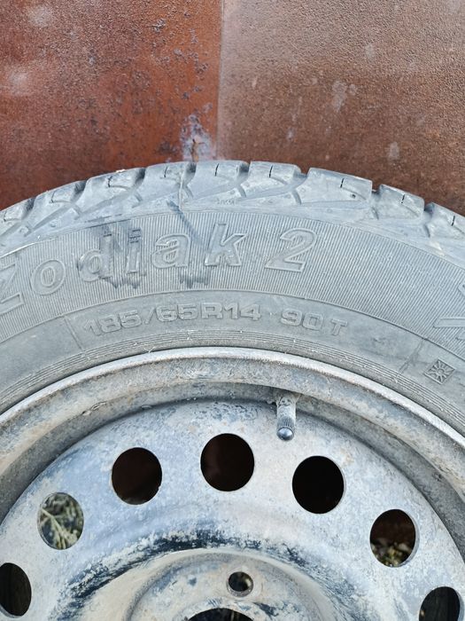 Продам резину летнию на дисках