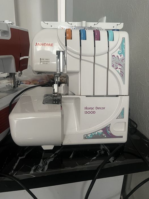 Продам машинку и оверлок