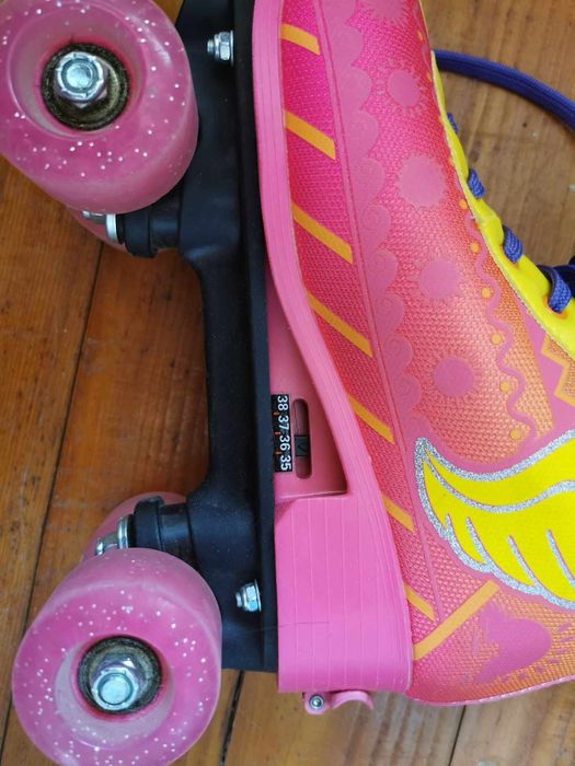 Ролкови кънки с регулиране на размера