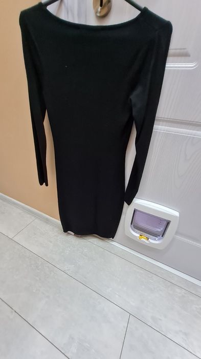 Зимна черна рокля