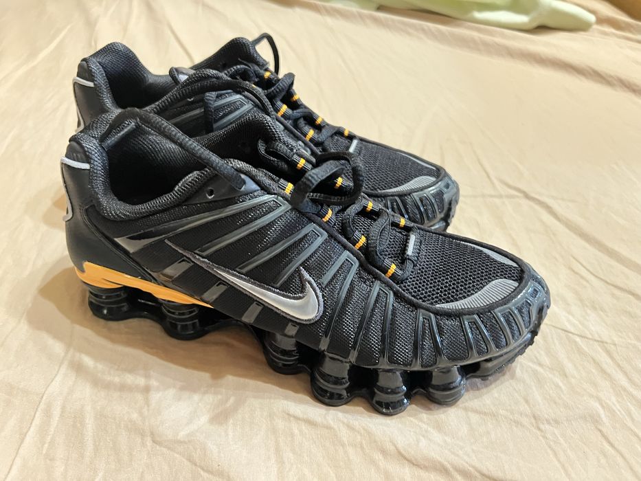 Nike Сникърси Shox TL