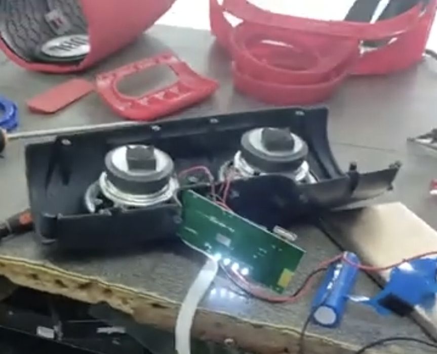 Inlocuire baterie boxe active, reparatii