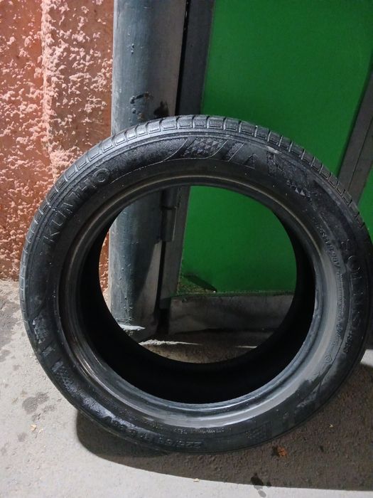 Покрышки Кумхо продам Б/У