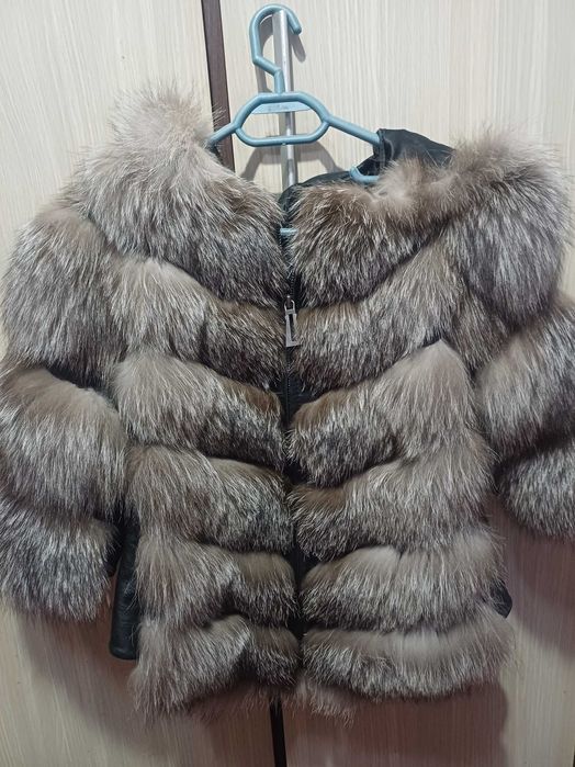 Vand haina de blana naturala