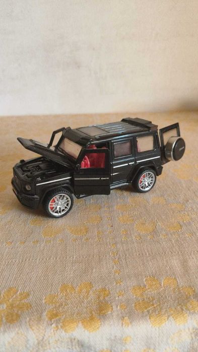 Продаю игрушечные машинки