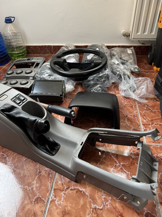 Subaru Forester SG 2002-2008 piese cocoasa navi volan cotiera chedere