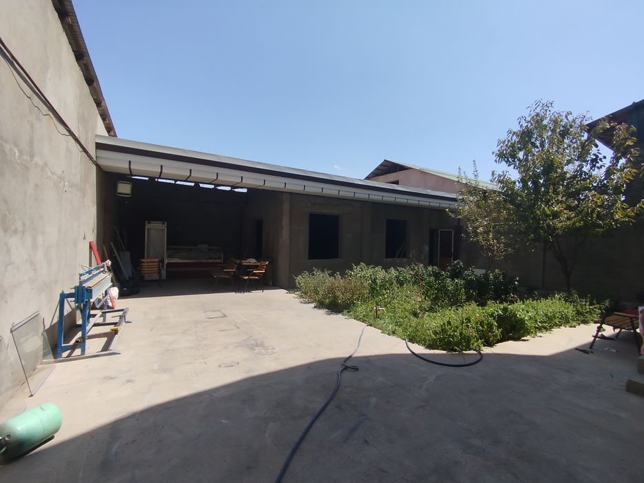 Bektemir M Auezov 52a Sotiladi