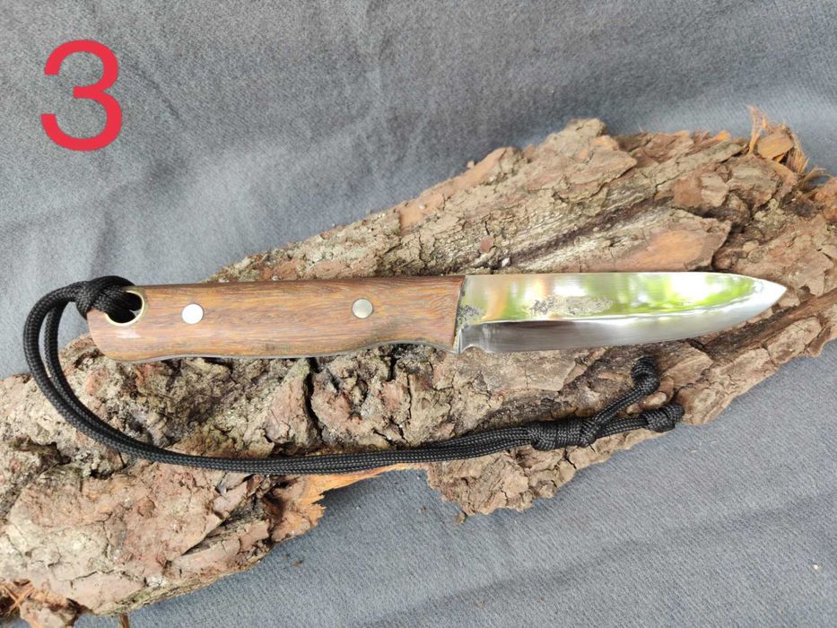 Ръчно изковани бушкрафт ножове :)