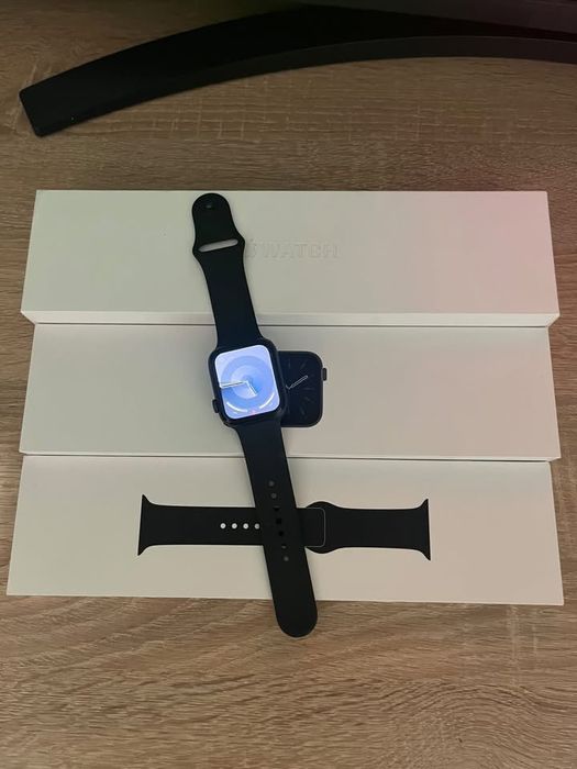 Apple Watch Series 6 (84% sanatate baterie)