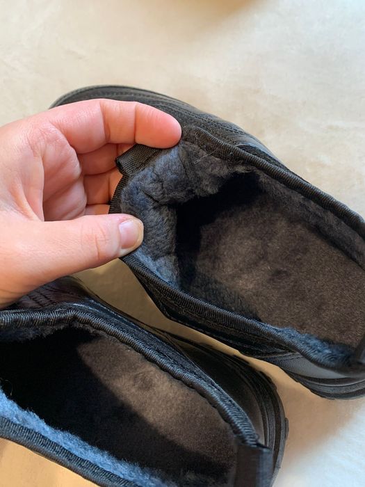 Срочно продам мужские кросовки