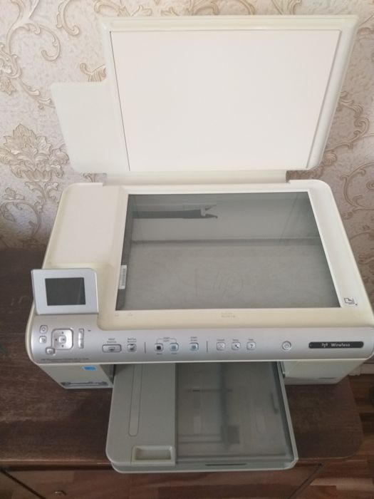 Принтер  цветной HP c6383 3в1