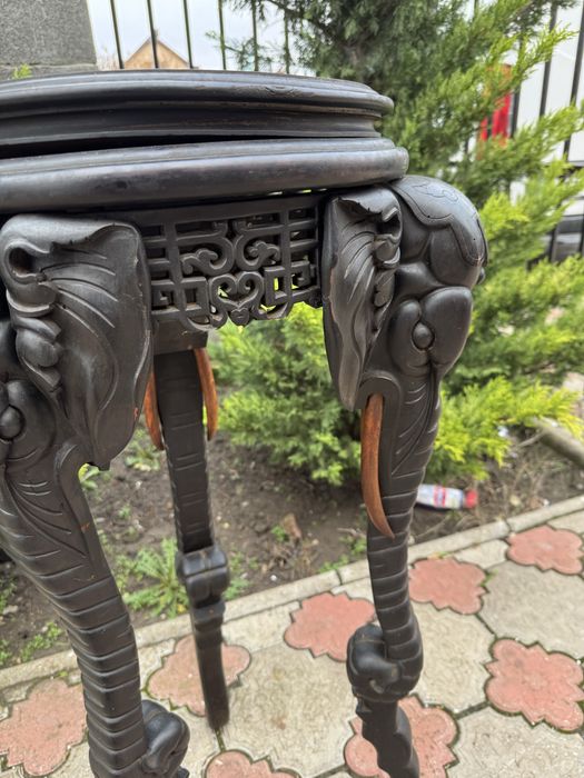 Piedestal din lemn masiv sculptat - stil oriental