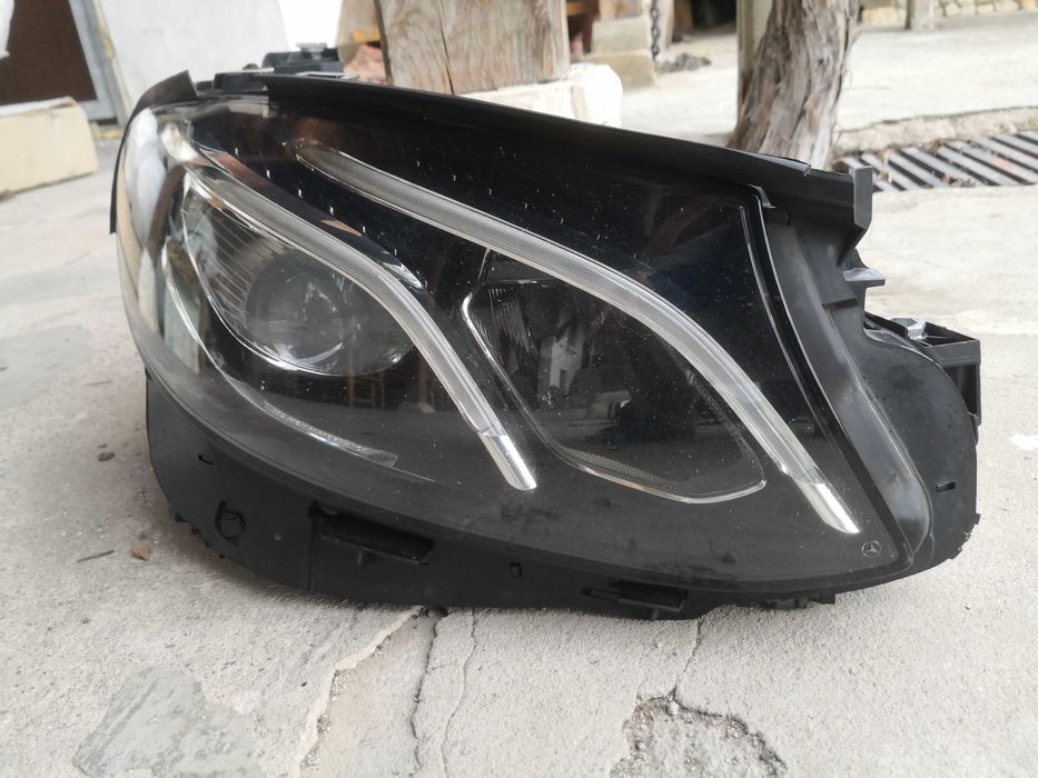 Фар Mercedes W213 E-classa десен/Фар Мерцедес W213 Оригинален
