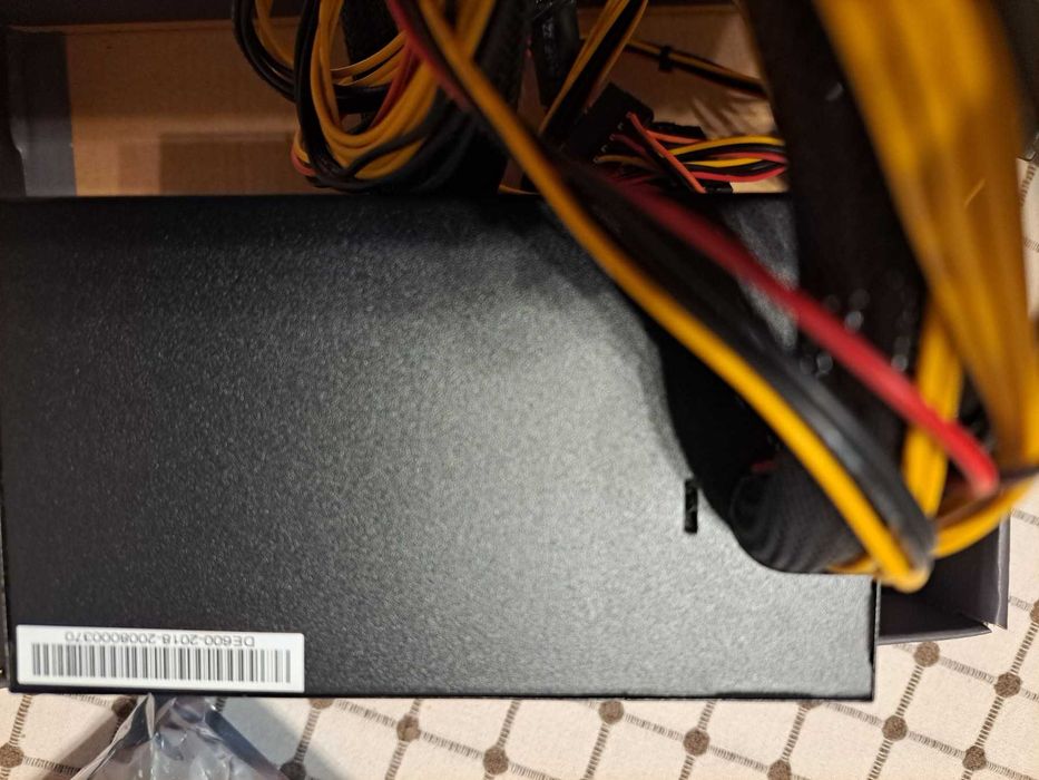 DeepCool DE600 V2 600W – Работещо захранване