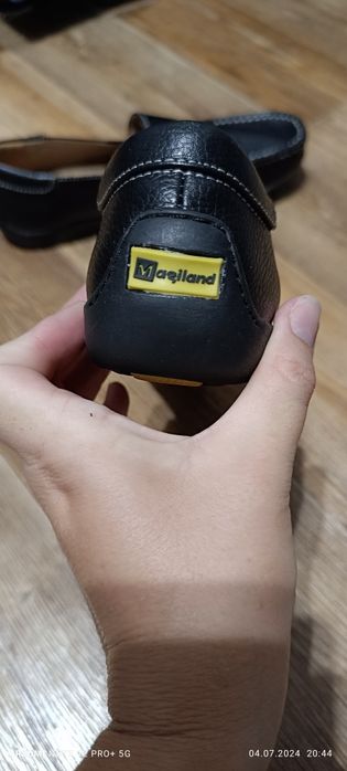 Продам макасины/туфли