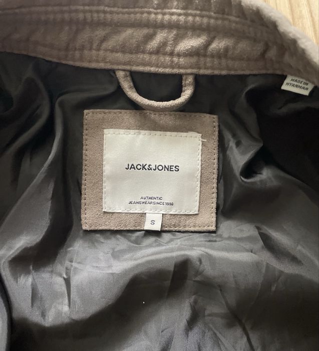 JACK & JONES / мъжко яке S
